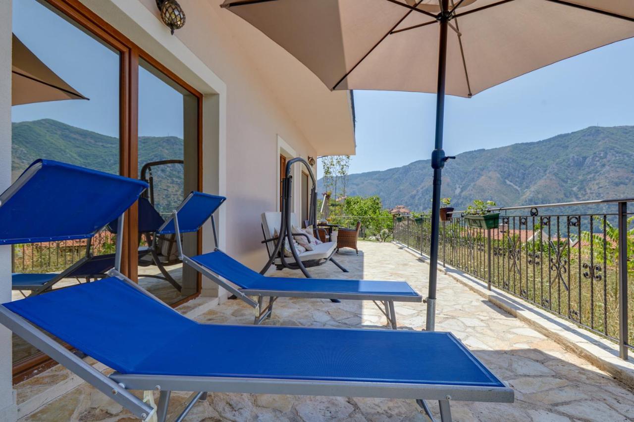Our Sunset Apartments With Pool And Sea View Kotor Exterior photo